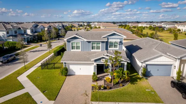 19199 Rolling Acres Road, Loxahatchee, FL 33470