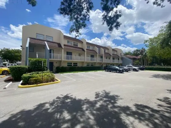3751 NW 115th Avenue 4-3, Coral Springs, FL 33065