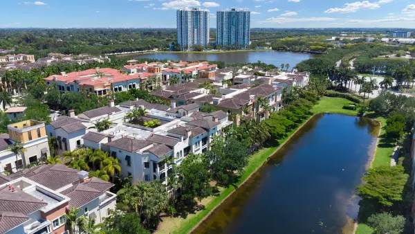 2955 NW 126th Avenue 220-5, Sunrise, FL 33323