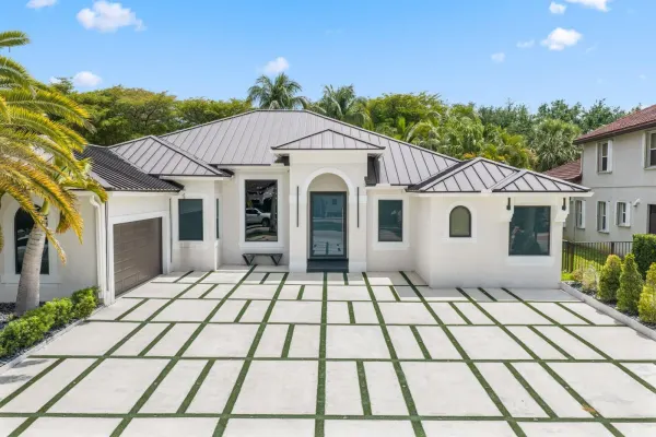 4265 SW 185th Avenue, Miramar, FL 33029