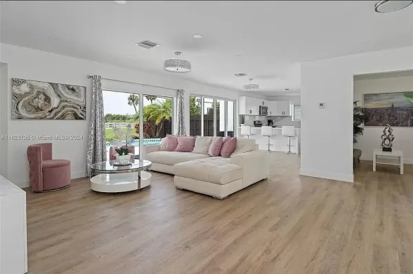 3705 Garden Lane, Miramar, FL 33023