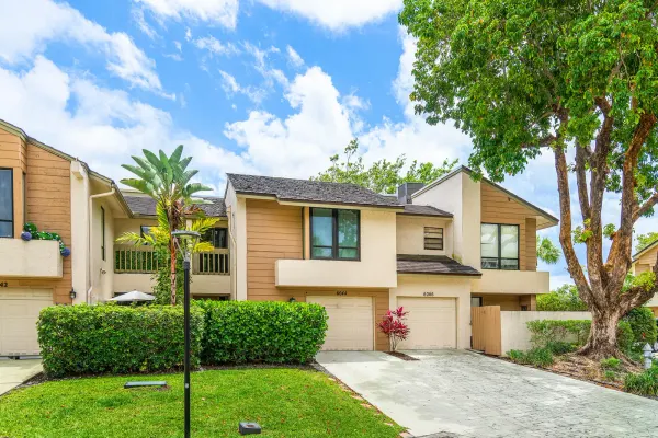 6044 Glendale Drive, Boca Raton, FL 33433