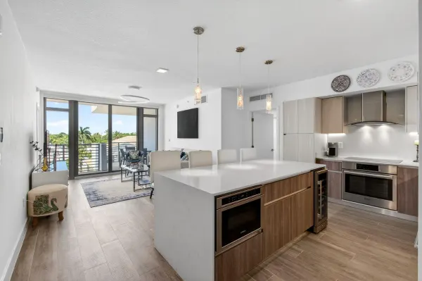 111 SE 1st Avenue 406, Delray Beach, FL 33444