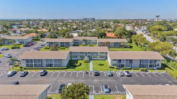 740 W Horizons W W 203, Boynton Beach, FL 33435