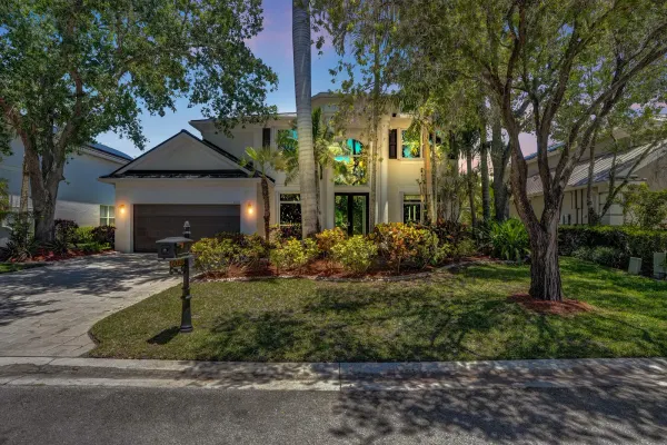 6020 NW 104th Lane, Parkland, FL 33076