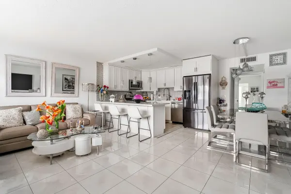 1012 Lincoln 1012, Boca Raton, FL 33434