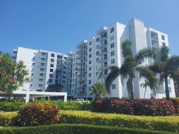 3450 S Ocean Boulevard 726, Palm Beach, FL 33480
