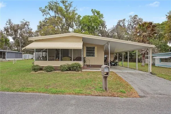 8245 E Lulas Lane, Floral City, FL, 34436