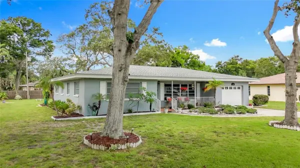 108 Indian Rocks Road S, Belleair Bluffs, FL, 33770