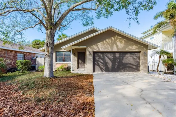 550 Ontario Avenue, Crystal Beach, FL, 34681