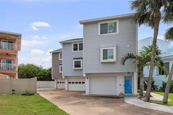 619 2nd Street, Unit 2, Indian Rocks Beach, FL, 33785