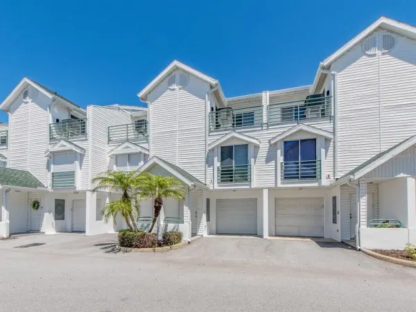 320 Island Way, Unit 606, Clearwater Beach, FL, 33767