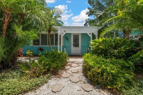 301 Cevera Drive, Dunedin, FL, 34698