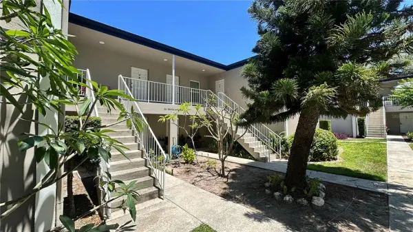 165 Picardy Villa Circle, Unit 202, Brandon, FL, 33510