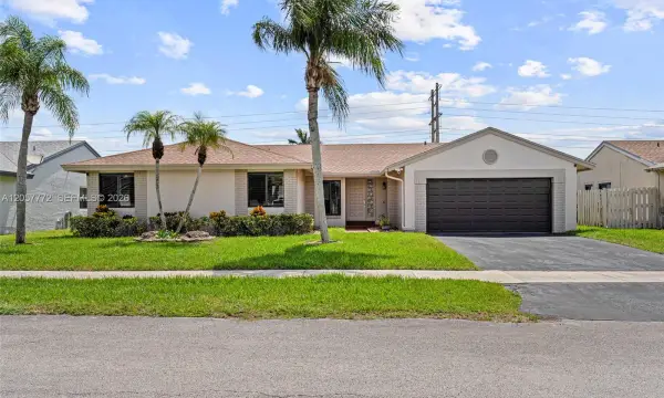 600 Fairfax Avenue, Davie, FL 33325
