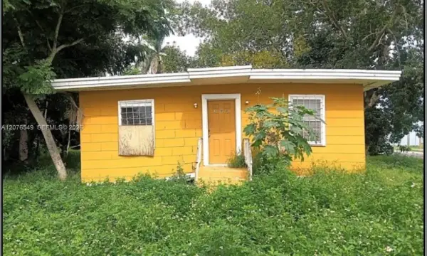 398 Cypress Avenue, Pahokee, FL 33476