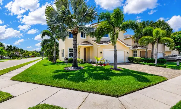 5652 Caranday Palm Drive, Greenacres, FL 33463