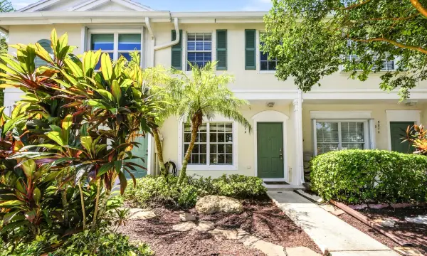 9872 NW 56th Place, Coral Springs, FL 33076