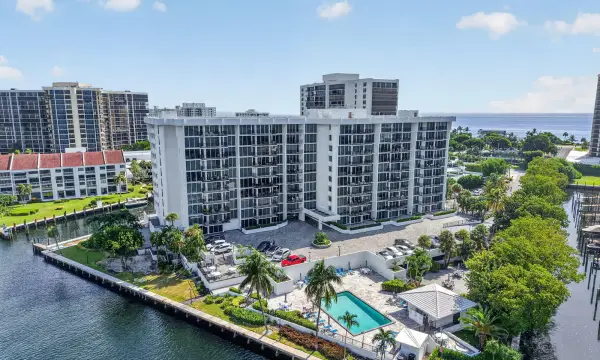4750 S Ocean Boulevard 108, Highland Beach, FL 33487