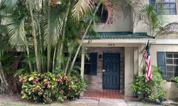 584 Westree Lane 584, Plantation, FL 33324