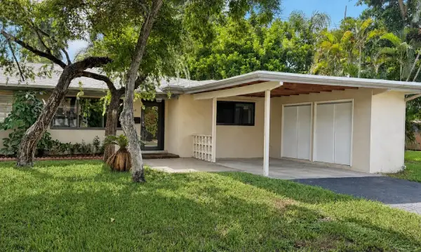 360 NW 65th Avenue, Plantation, FL 33317