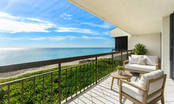 4050 N Ocean Avenue 401, Singer Island, FL 33404