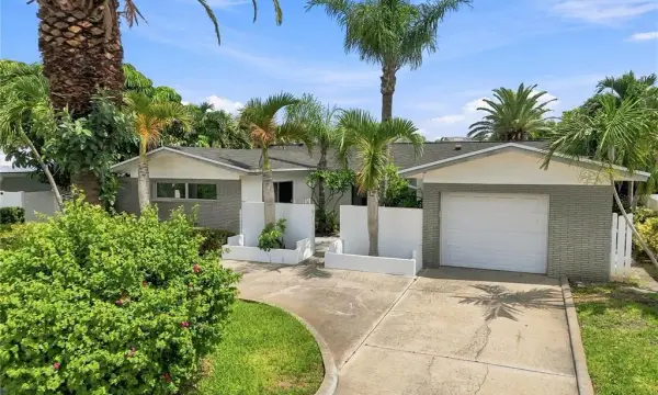 243 3rd Street W, Tierra Verde, FL, 33715