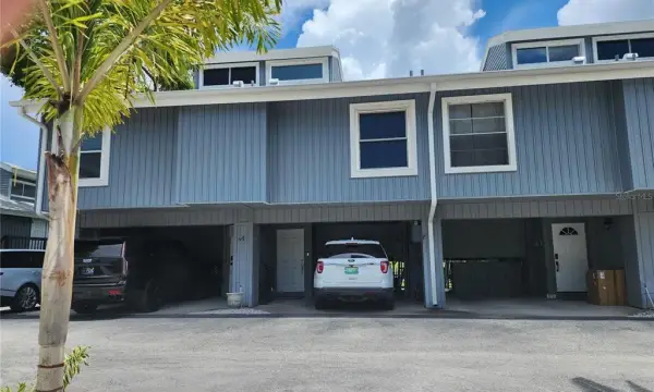 Address Withheld, Unit 19, Tarpon Springs, FL, 34689